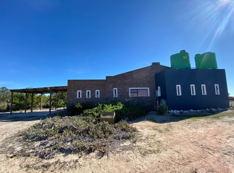 Commercial Property for Sale in Hartebeesfontein Western Cape